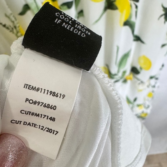 Torrid Women Lemon Dress Size 5 Floral Print Sleeveless T Smocked Midi Dress - Picture 7 of 13